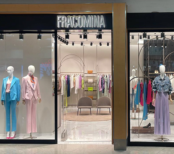 Opening of the new shop Fracomina clothing and accessories for